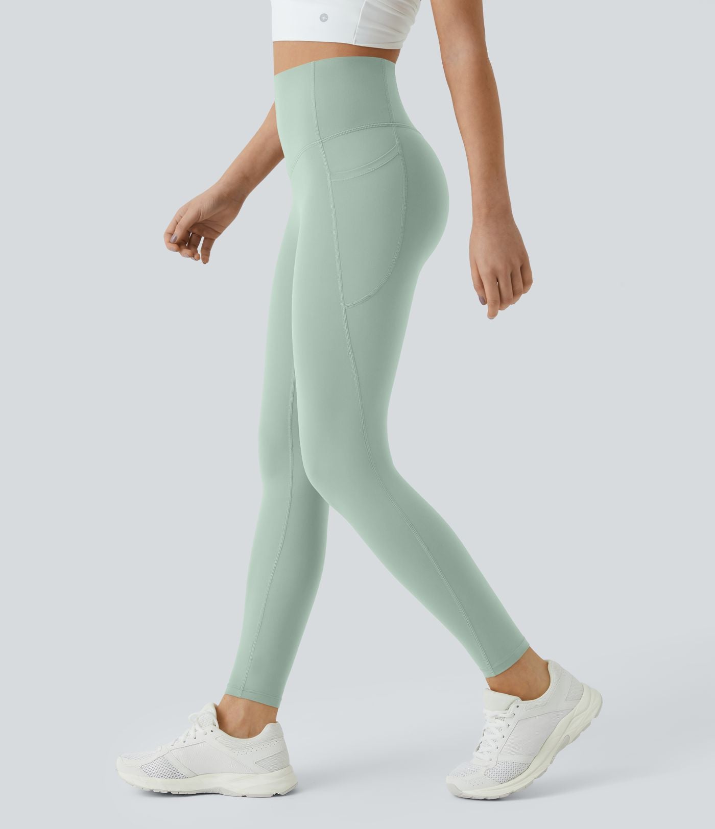 Legging d'entraînement gainant taille haute avec poches Halara UltraSculpt™