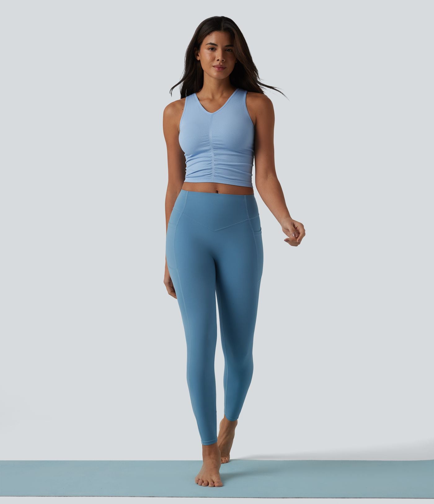 Débardeur crop de yoga OneForm Seamless Flow col V froncé