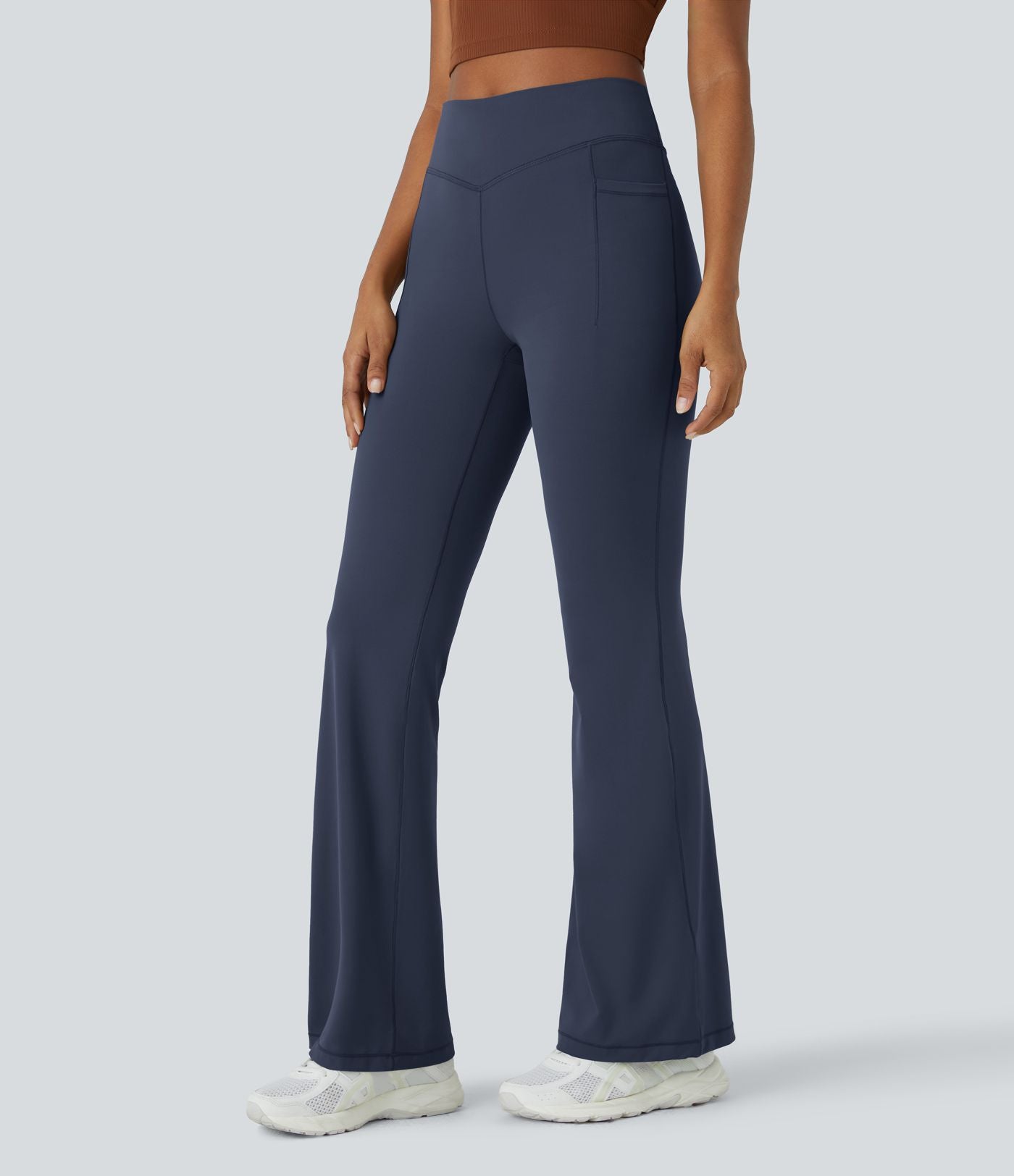 Pantalon évasé pleine longueur de course gainant taille mi-haute avec poches Halara UltraSculpt™