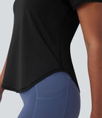 Softlyzero™ QuickDry Haut de sport à manches courtes avec empiècements en mesh contrastés et ourlet arrondi