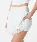 Short de running 2-en-1 SoftlyZero™ Airy taille haute gainant 7,5 cm à effet frais InstantCool avec ourlet en dentelle et poches, protection solaire UPF50+
