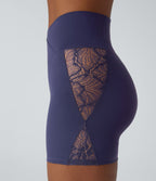 Softlyzero™ Short cycliste yoga taille haute croisé avec dentelle contrastée et poche arrière 12,5 cm - UPF50+