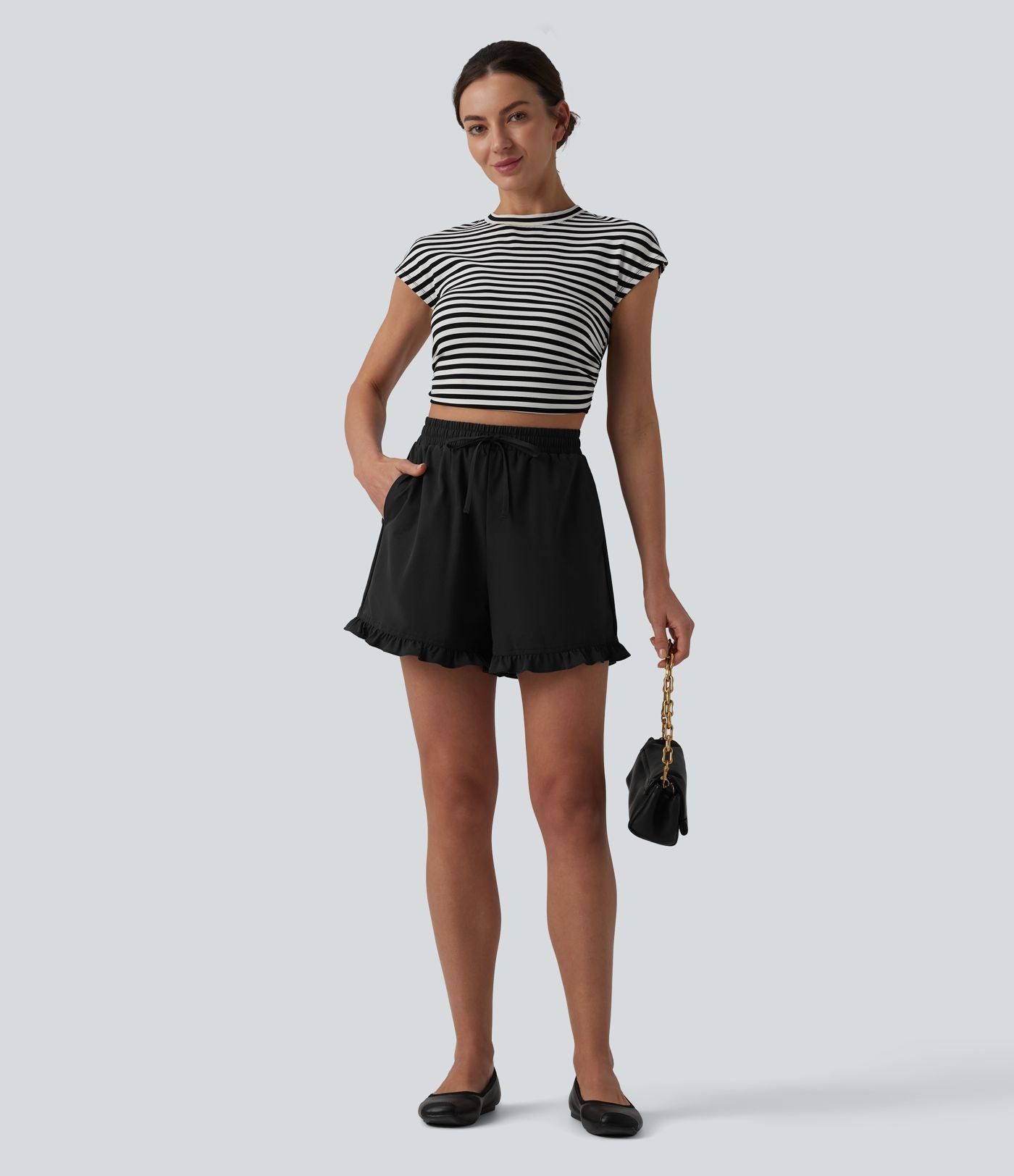 Short casual ample taille haute en popeline extensible à cordon de serrage et ourlet volants avec poches