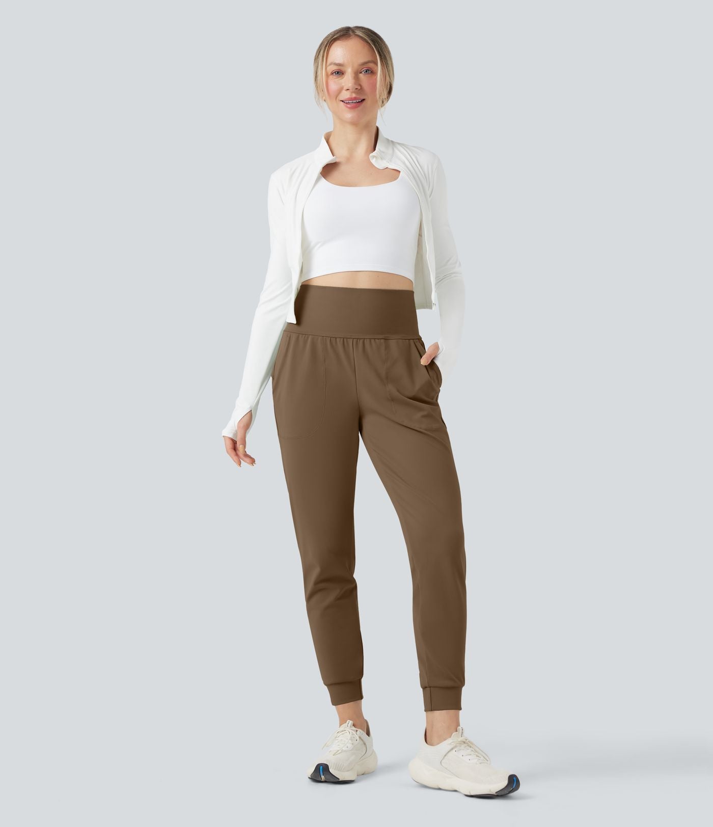 Jogging running gainant taille moyenne DayStretch avec poches