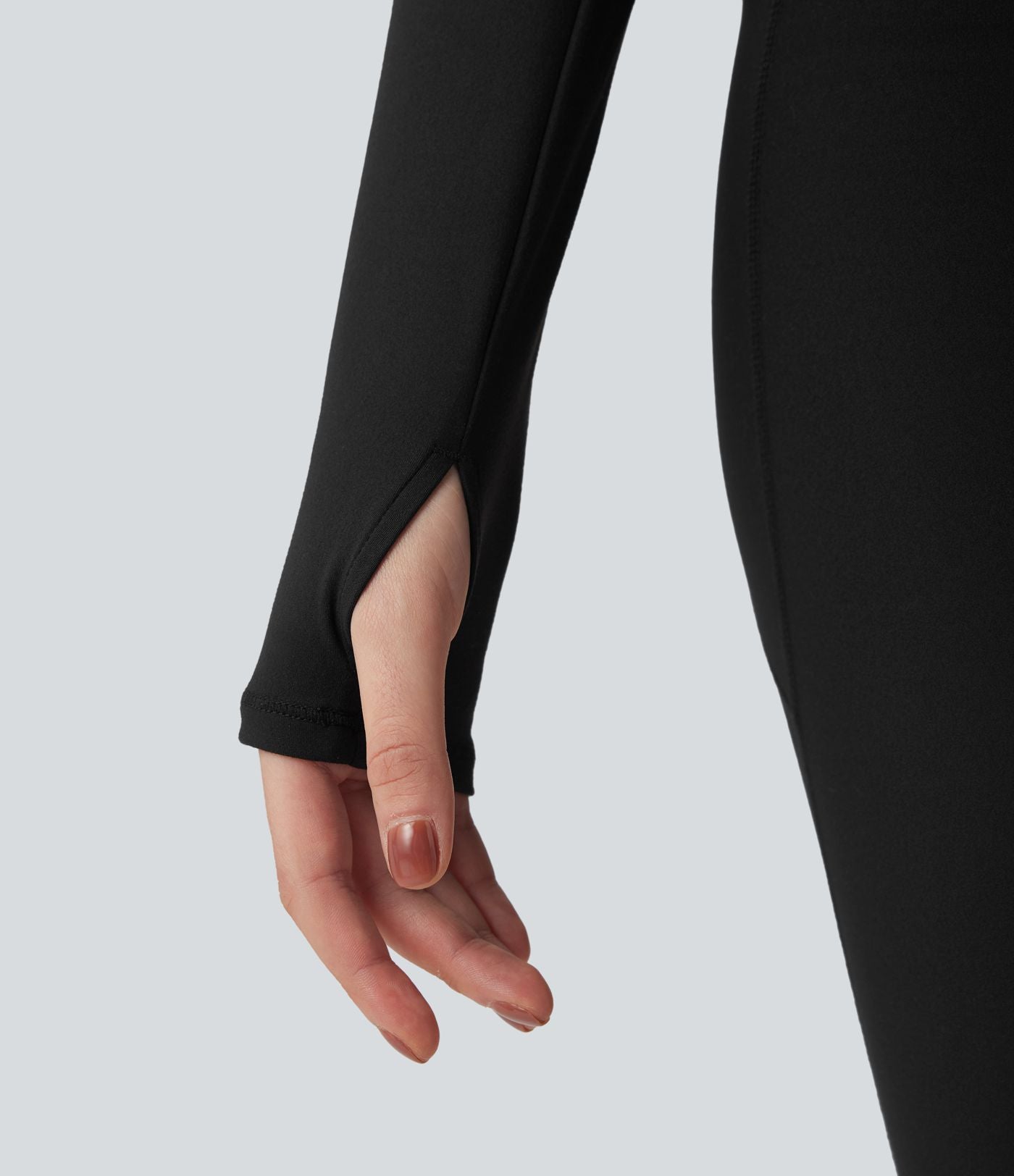 Haut de sport yoga court SoftlyZero™ Plush manches longues avec trous pour pouces et résille contrastante
