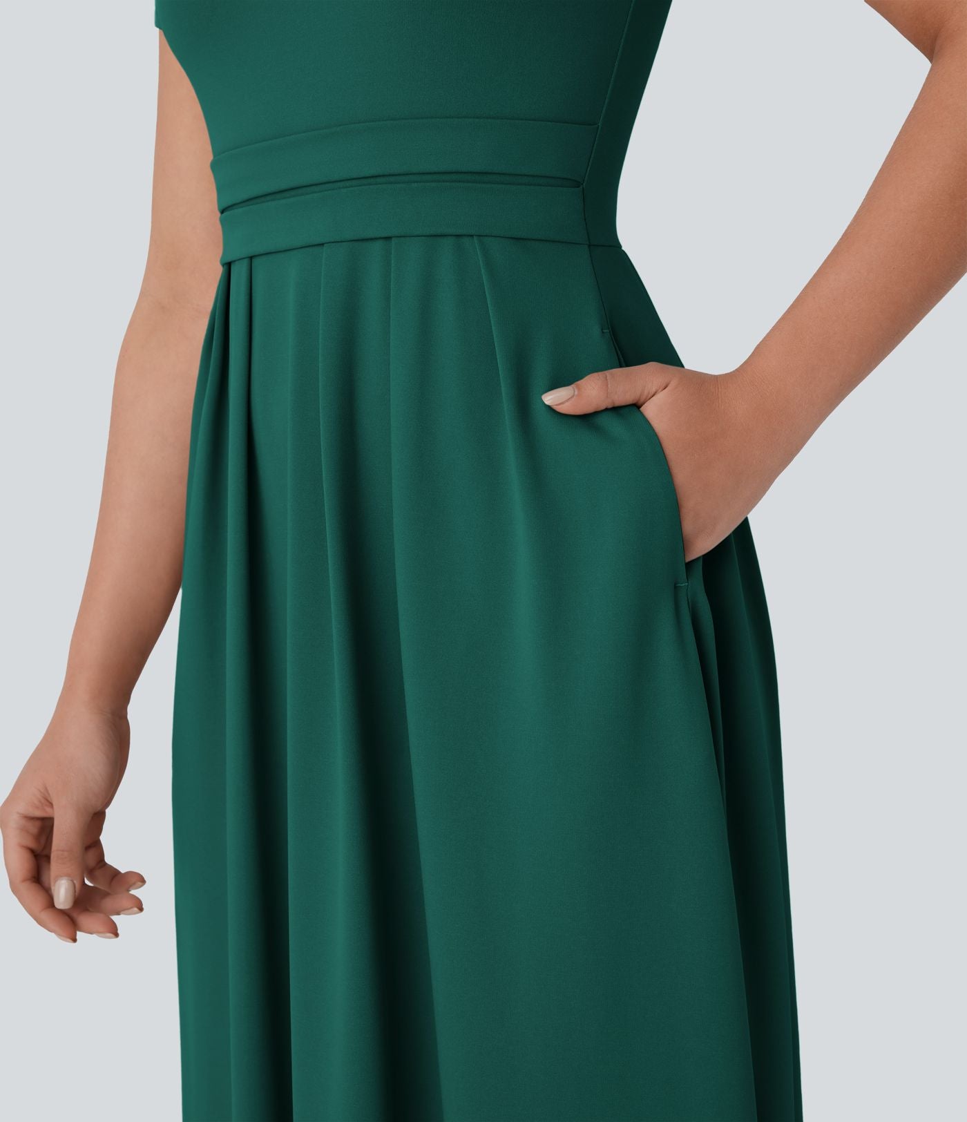 Robe longue décontractée à col montant, manches courtes et poches latérales