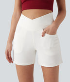 Halara Flex™ Short décontracté évasé à jambe large en denim extensible délavé taille haute croisée avec poches multiples