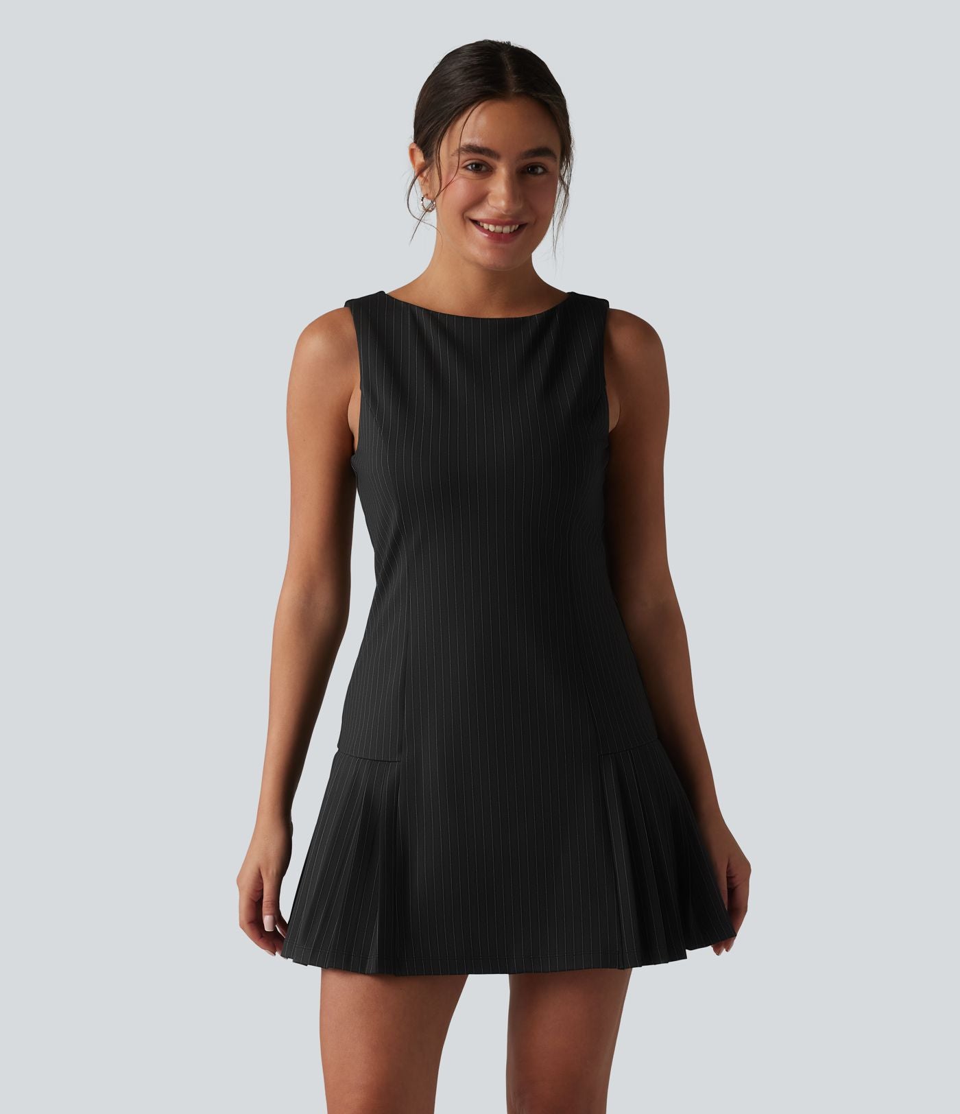 Robe mini habillée col bateau sans manches à rayures et détails plissés