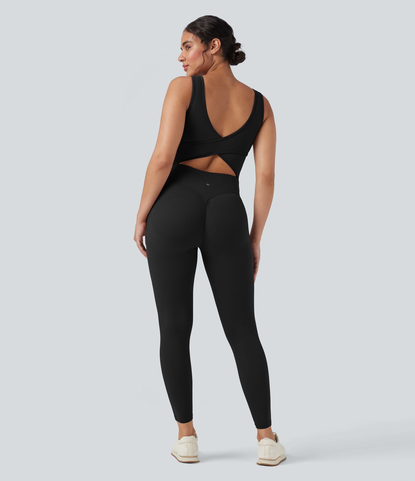 Combinaison de sport Halara UltraSculpt™ col V gainante push-up à poches