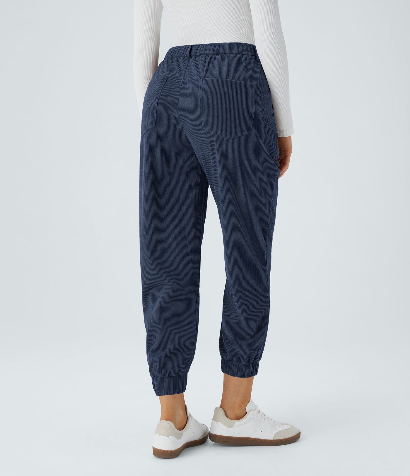 Pantalon décontracté en velours côtelé avec taille mi-haute, boutons et fermeture éclair