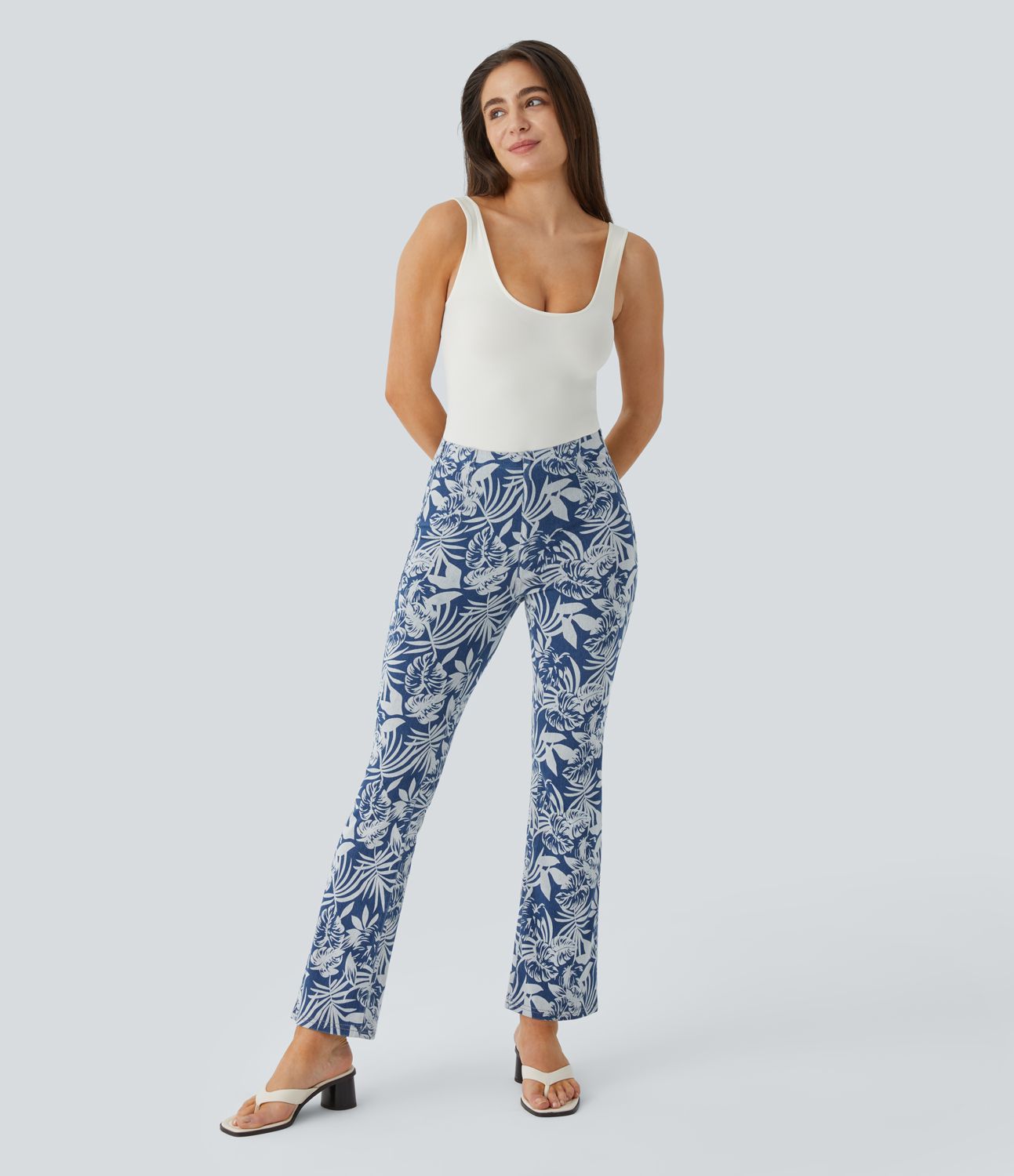 Halara Flex™ Legging Casual Taille Haute en Denim Tricoté Extensible avec Imprimé Floral Poche Arrière Effet Léger Évasé et Taille Élastique