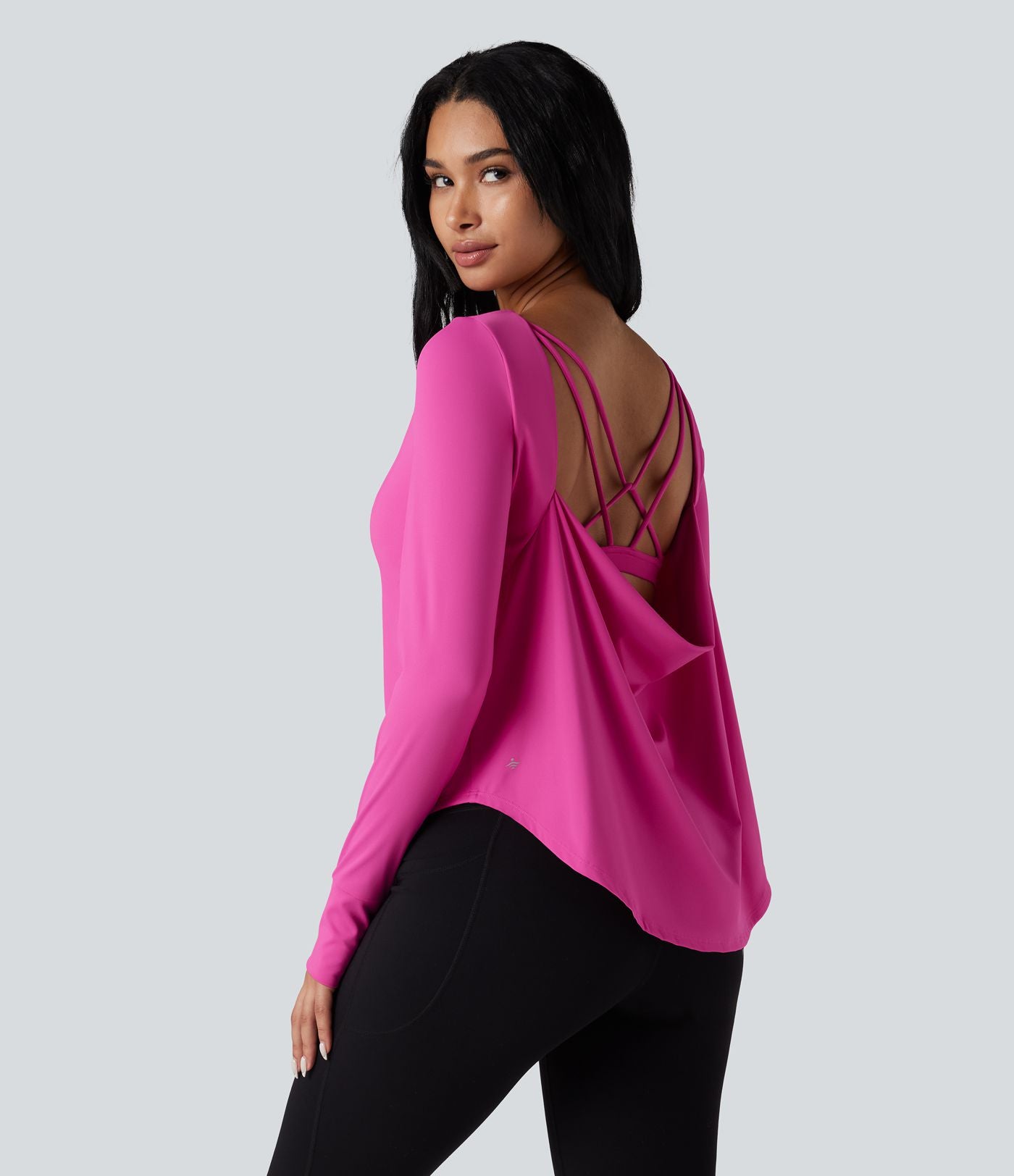 Top de sport yoga 2-en-1 SoftlyZero™ Airy dos nu croisé ourlet arrondi manches longues avec trous pouces - UPF50+