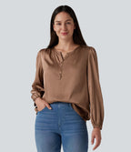 Chemisier tailleur en satin col cranté manches longues