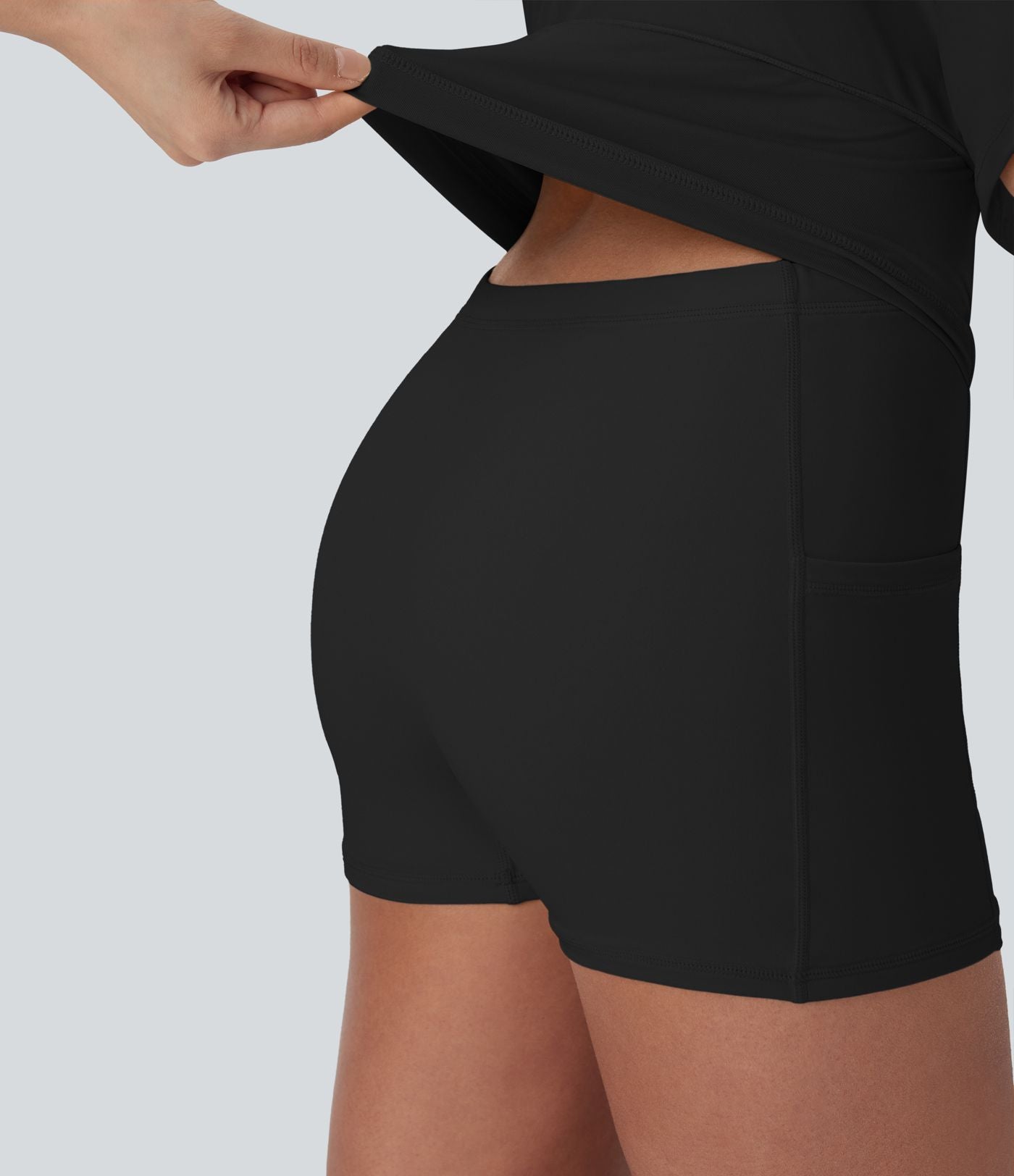 Robe SoftlyZero™ Airy de danse mini 2-en-1 dos nu, col U, bretelles croisées, poches latérales et effet frais InstantCool, accès facile Easy Peasy