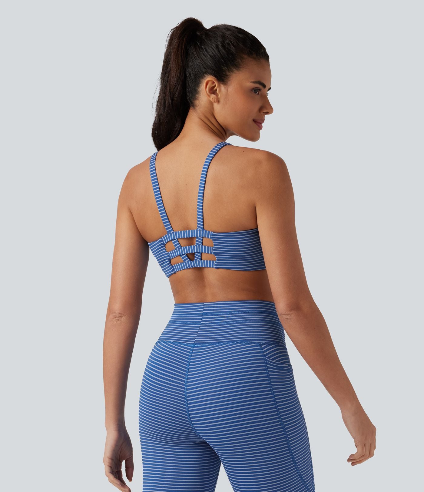 Brassière de sport yoga soutien léger col U à découpes rayé bonnets A-C