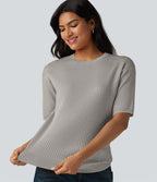 Pull col rond manches courtes en tissu gaufré