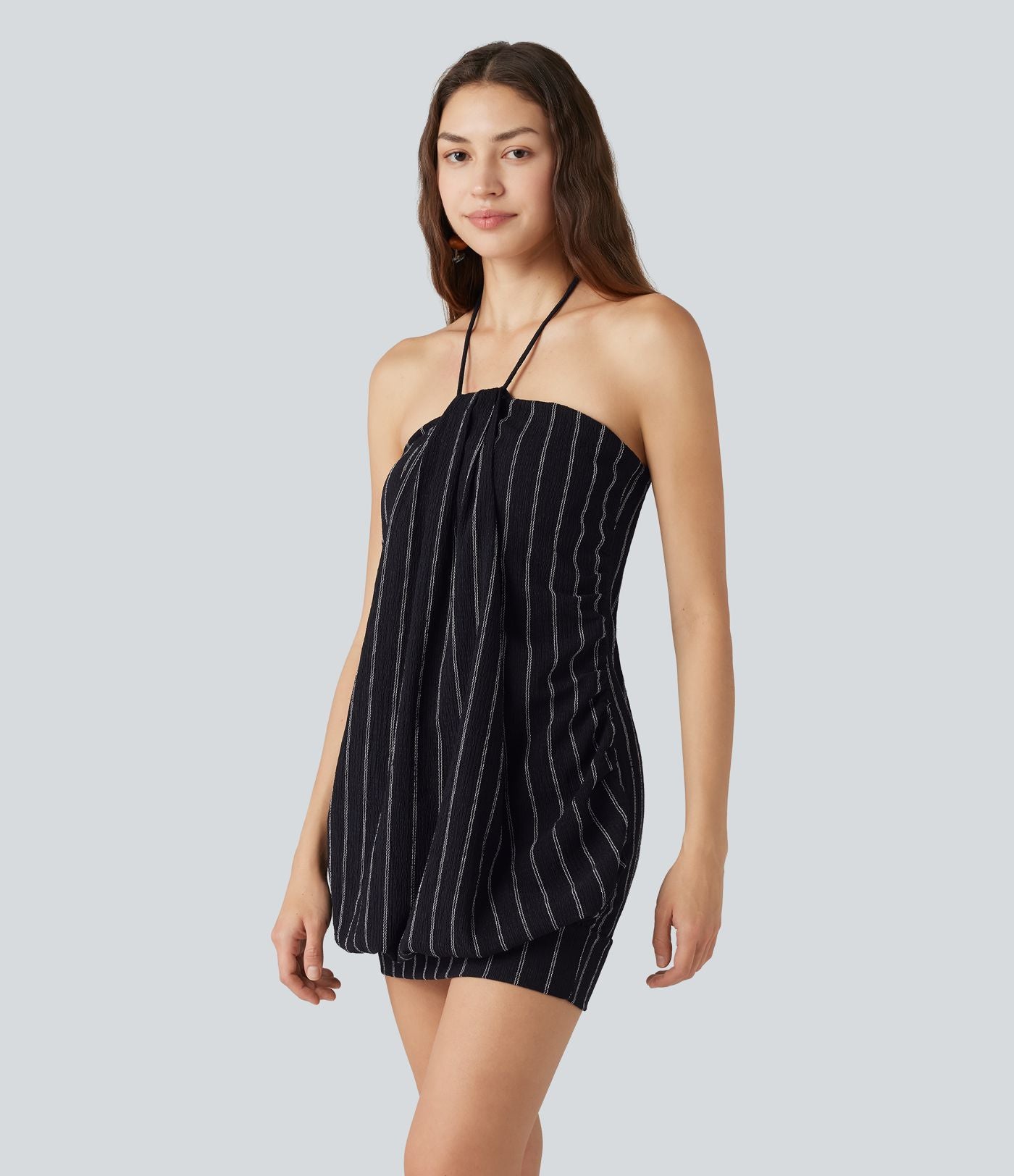 Robe micro-mini moulante à rayures col dos nu avec soutien-gorge intégré et dos à nouer