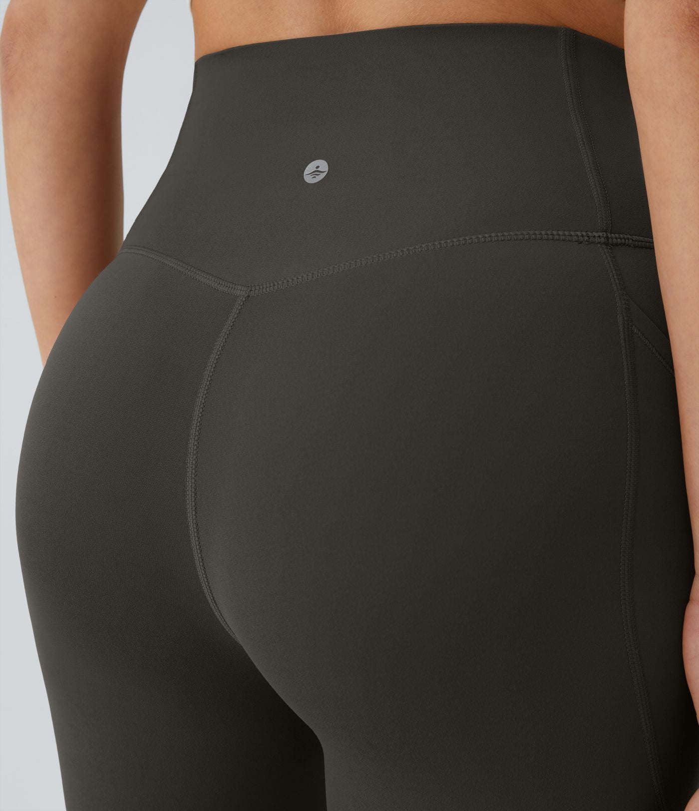 Legging corsaire d'entraînement gainant taille haute avec poches Halara UltraSculpt™