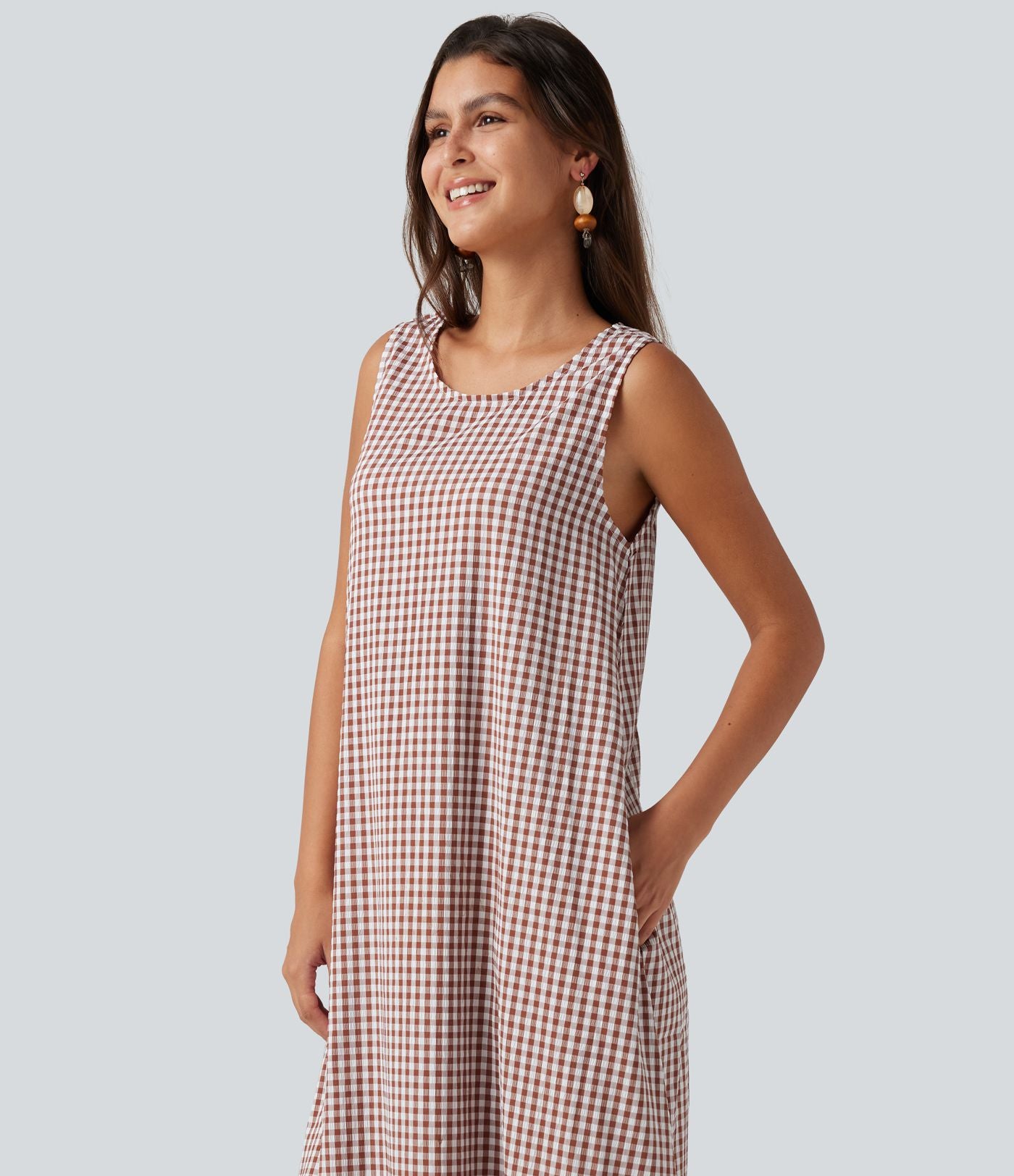 Robe débardeur midi décontractée col rond sans manches en vichy froissé avec poches