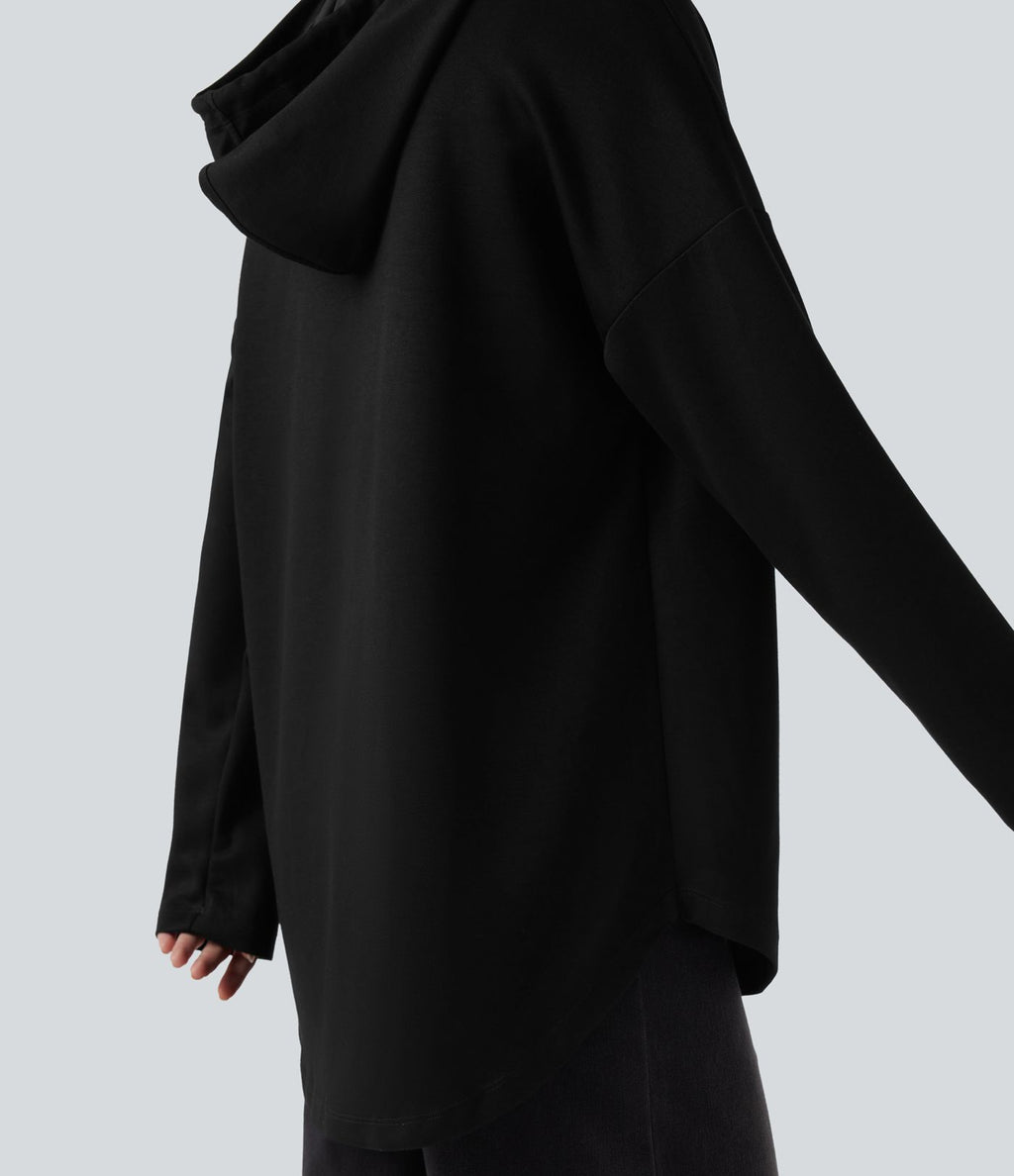 Sweat-shirt à capuche avec cordon de serrage à manches longues et ourlet arrondi avec poche