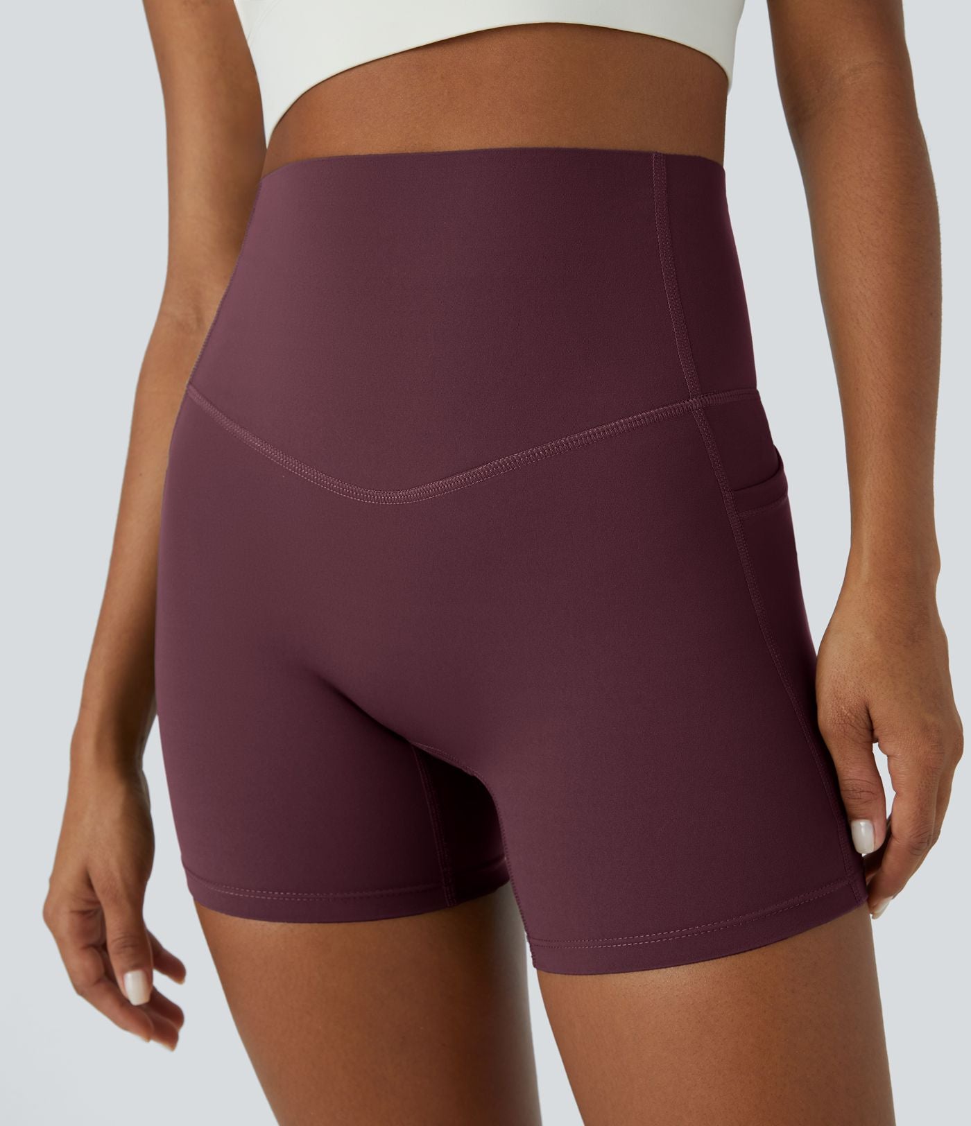 Short cycliste d'entraînement gainant taille haute UltraSculpt™ SoCinched à poches latérales 12,5 cm
