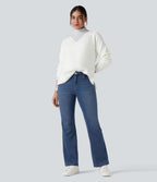 Halara Flex™ Denim Heat Jean casual évasé taille mi-haute avec poches