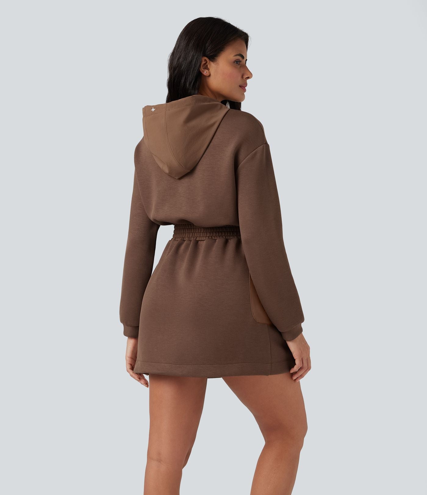 Robe active SpacerTek™ mini à capuche, manches longues, avec cordon de serrage et poches