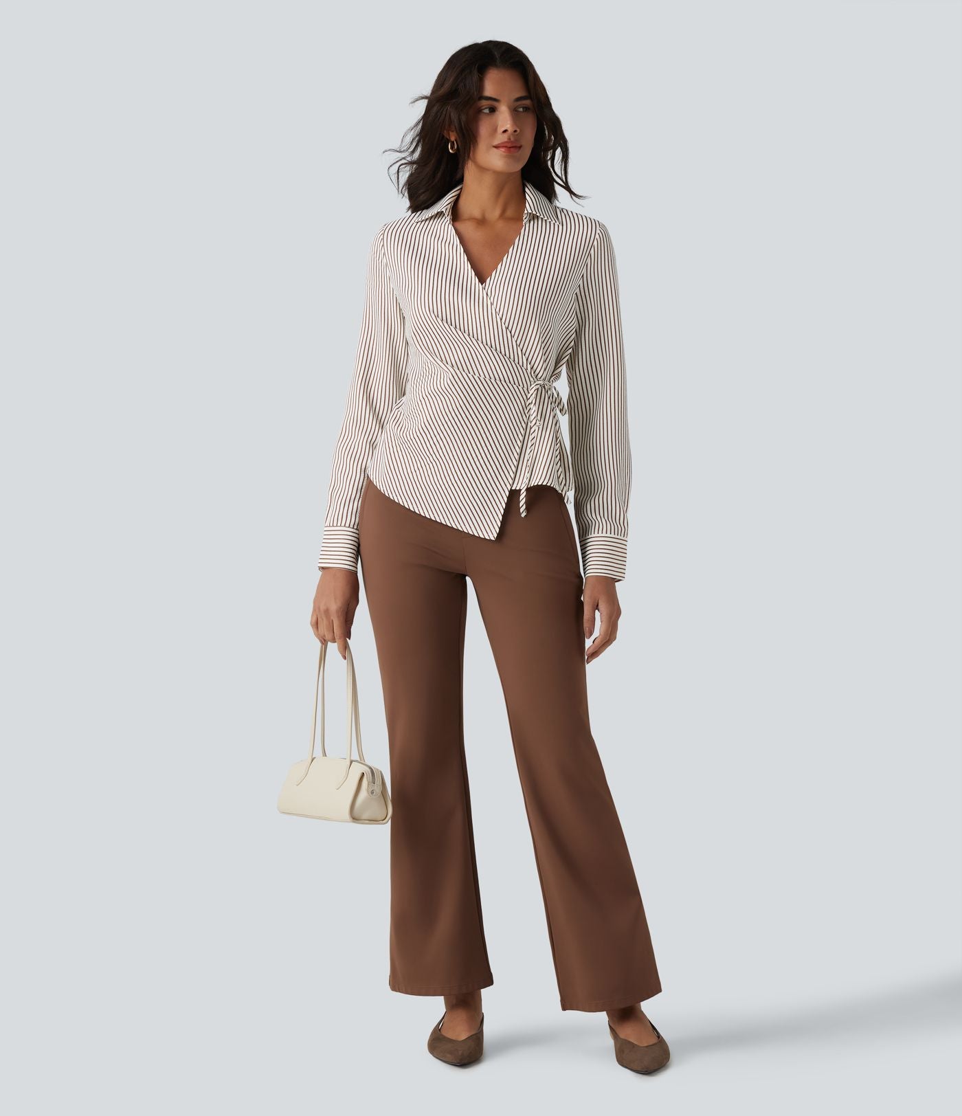 Chemise tailleur portefeuille manches longues à rayures et nœuds latéraux