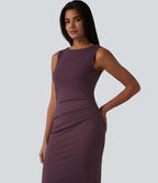 Robe fourreau midi sans manches col bateau pour le bureau
