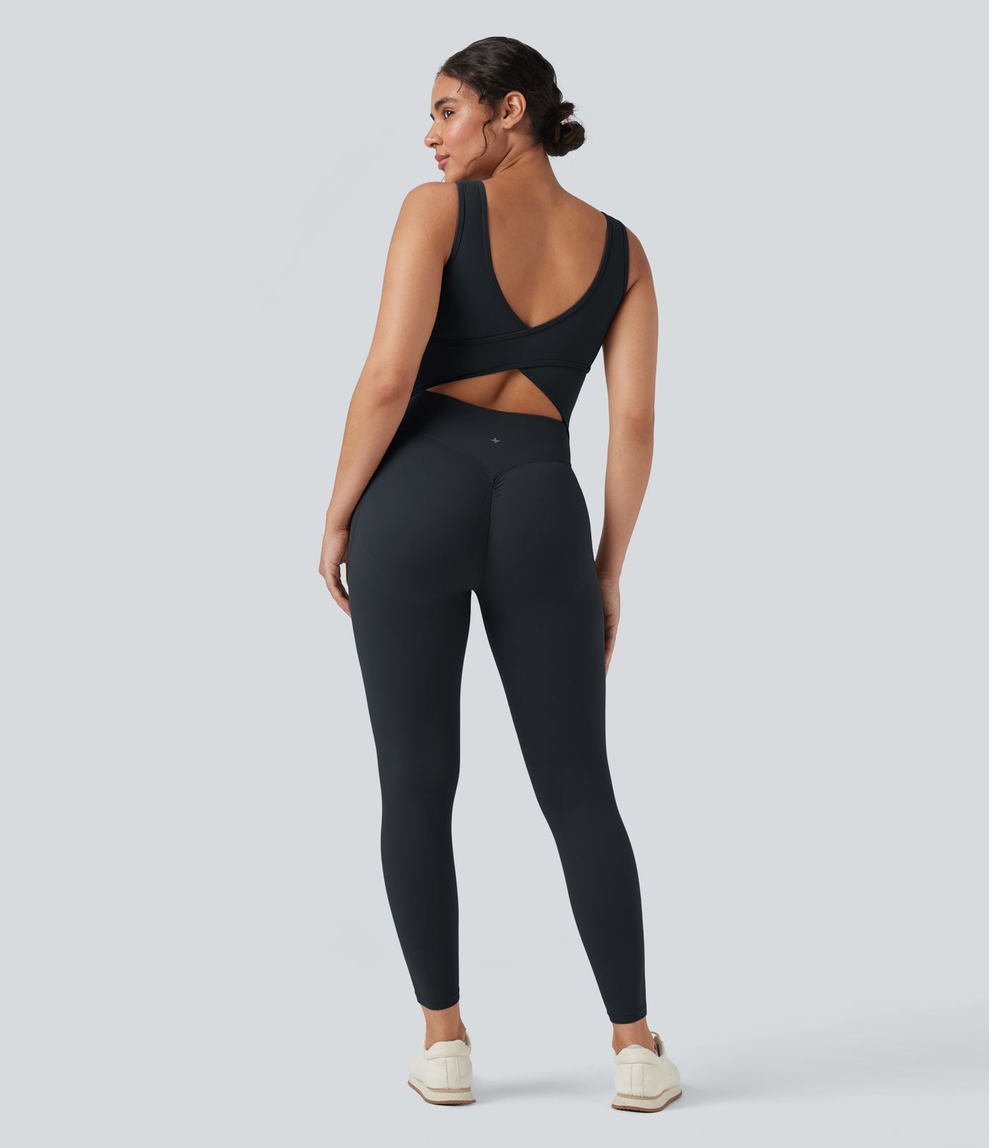 Combinaison de sport Halara UltraSculpt™ col V gainante push-up à poches
