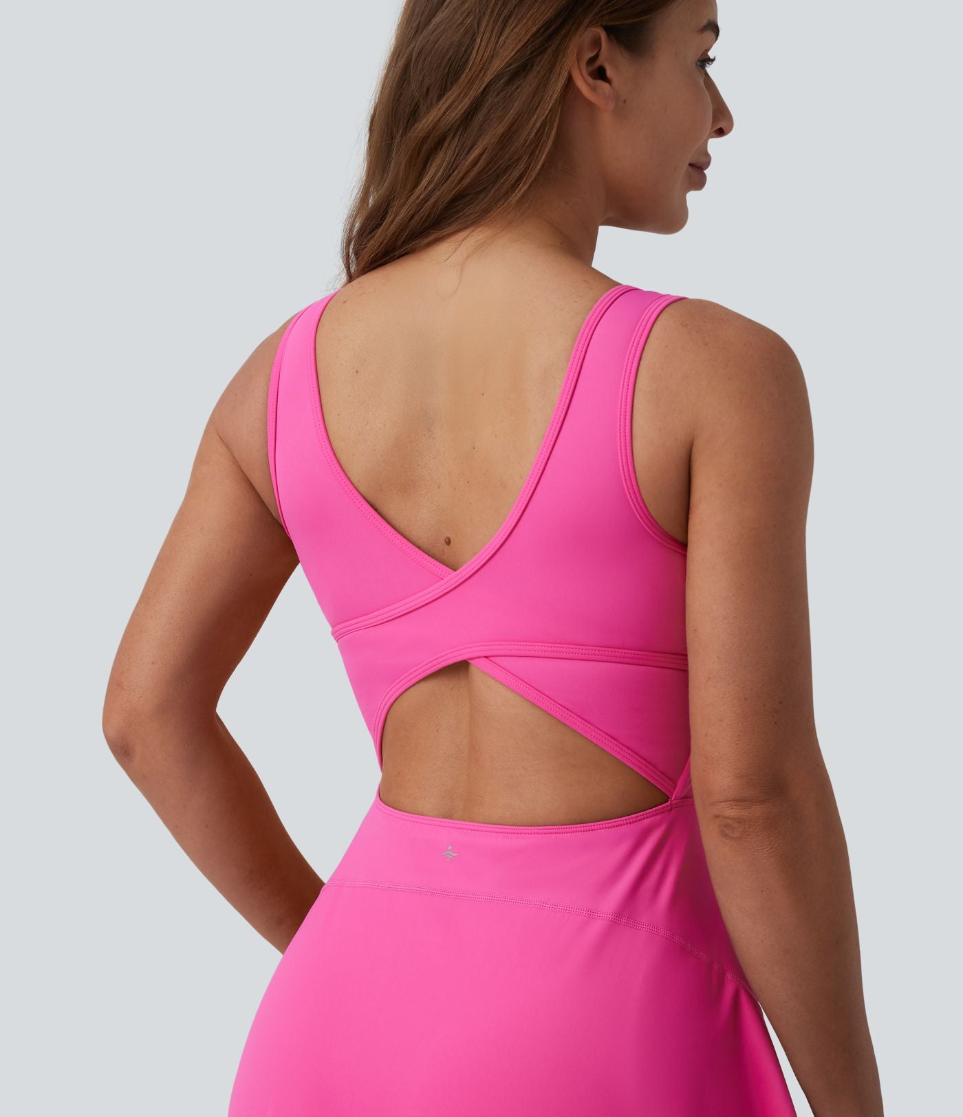 Robe de sport mini 2-en-1 SoftlyZero™ Airy col U poches effet frais InstantCool danse bonnets E-G, accès facile Easy Peasy