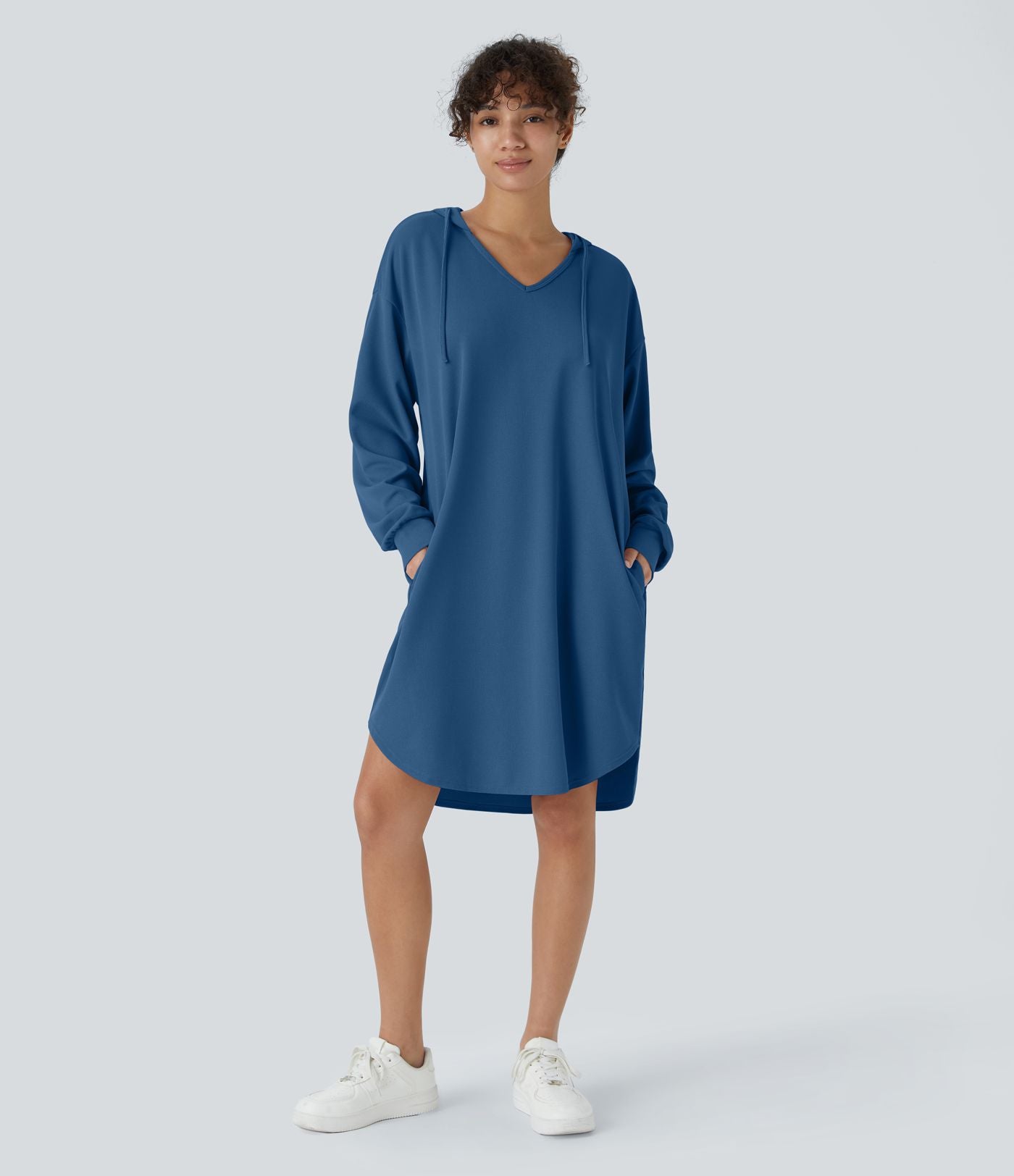 Robe Sweatshirt Casual à Capuche avec Cordon Poches Latérales Ourlet Courbé Asymétrique Oversize Mini en Tissu Gaufré