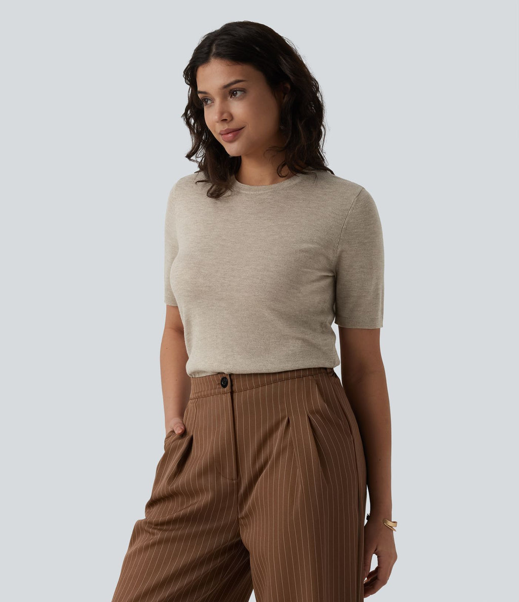 Pull tailleur ajusté col rond manches courtes mélange soie-laine