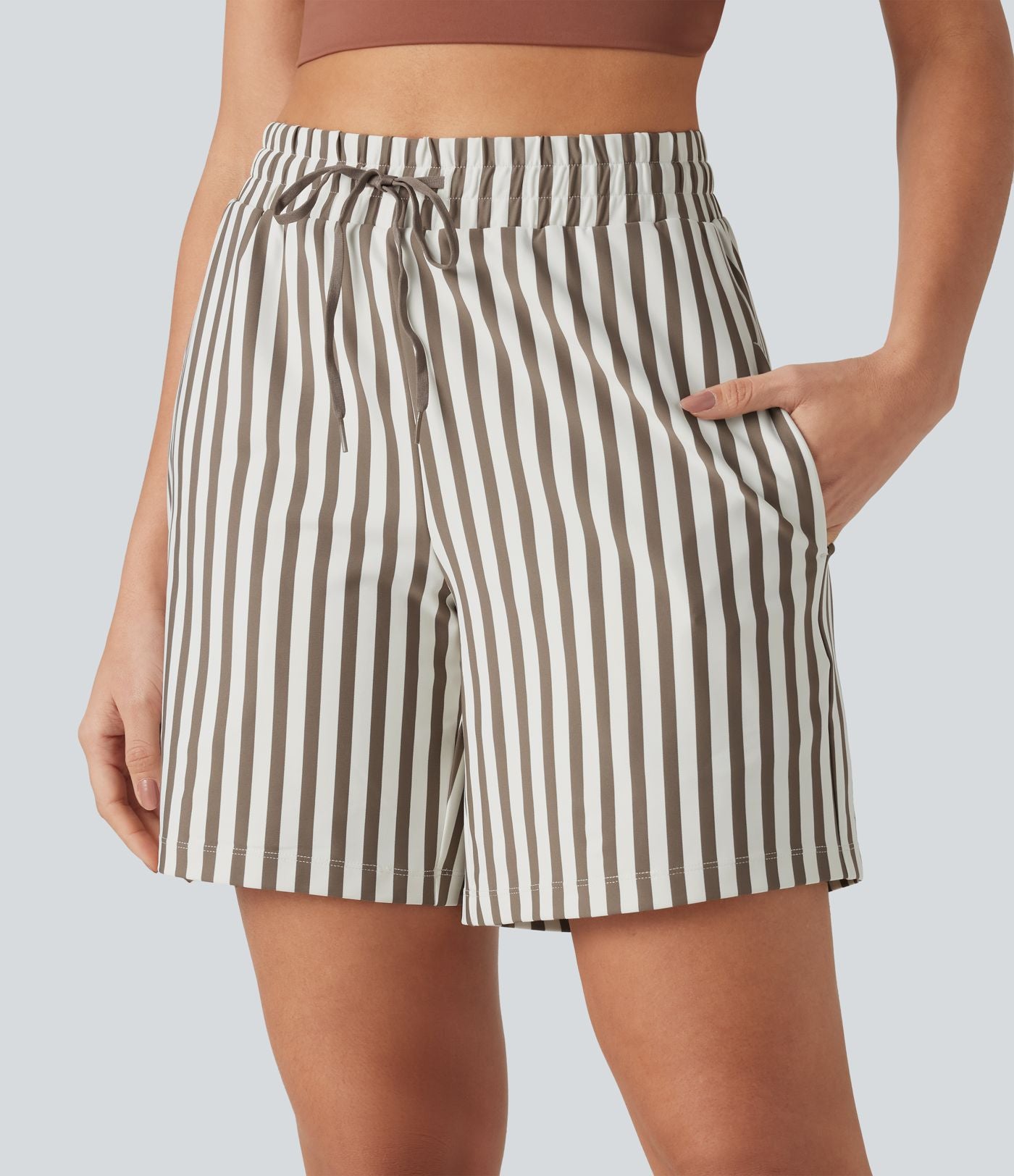 Short de yoga 2 en 1 à rayures taille haute avec cordon de serrage, poches, 17,5 cm
