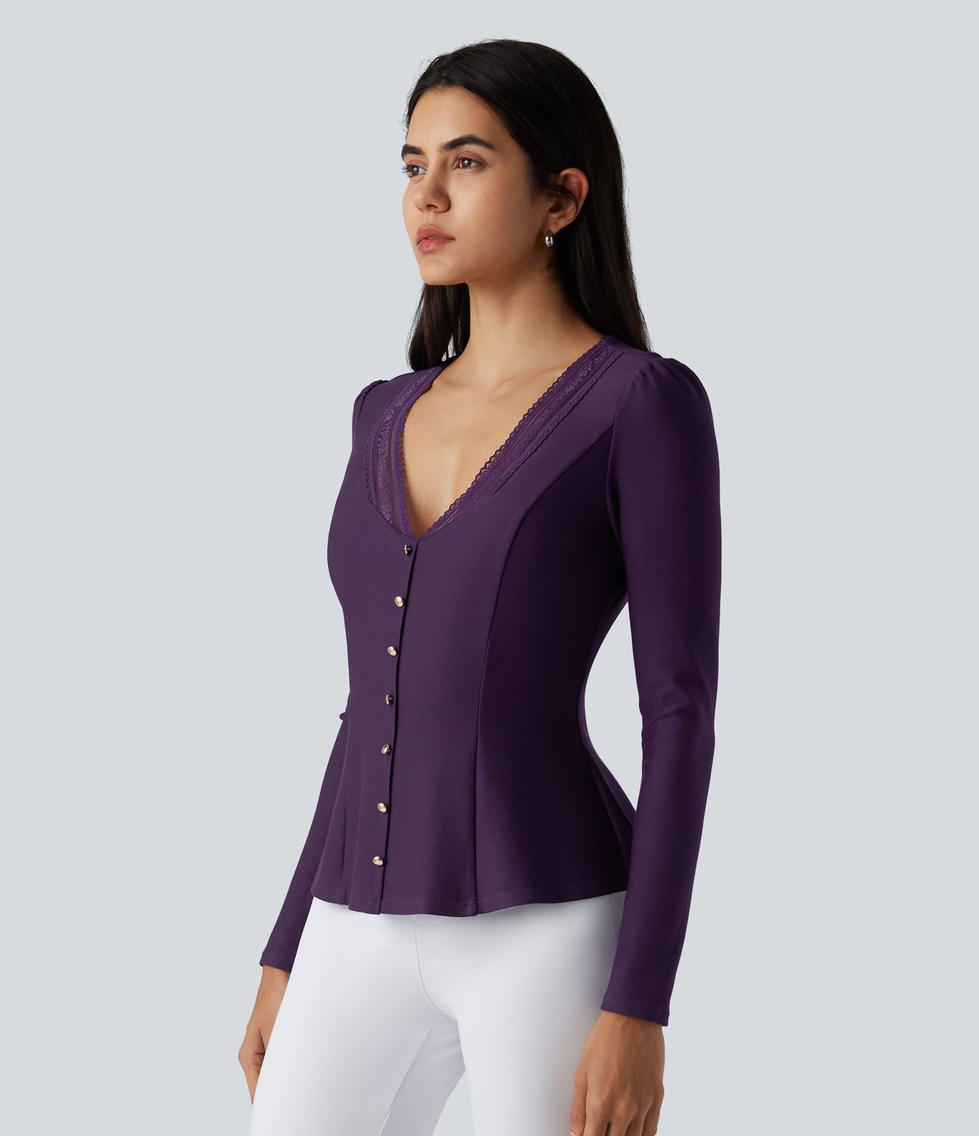 Blouse de travail à col V, dentelle contrastante, manches longues et ourlet à volants