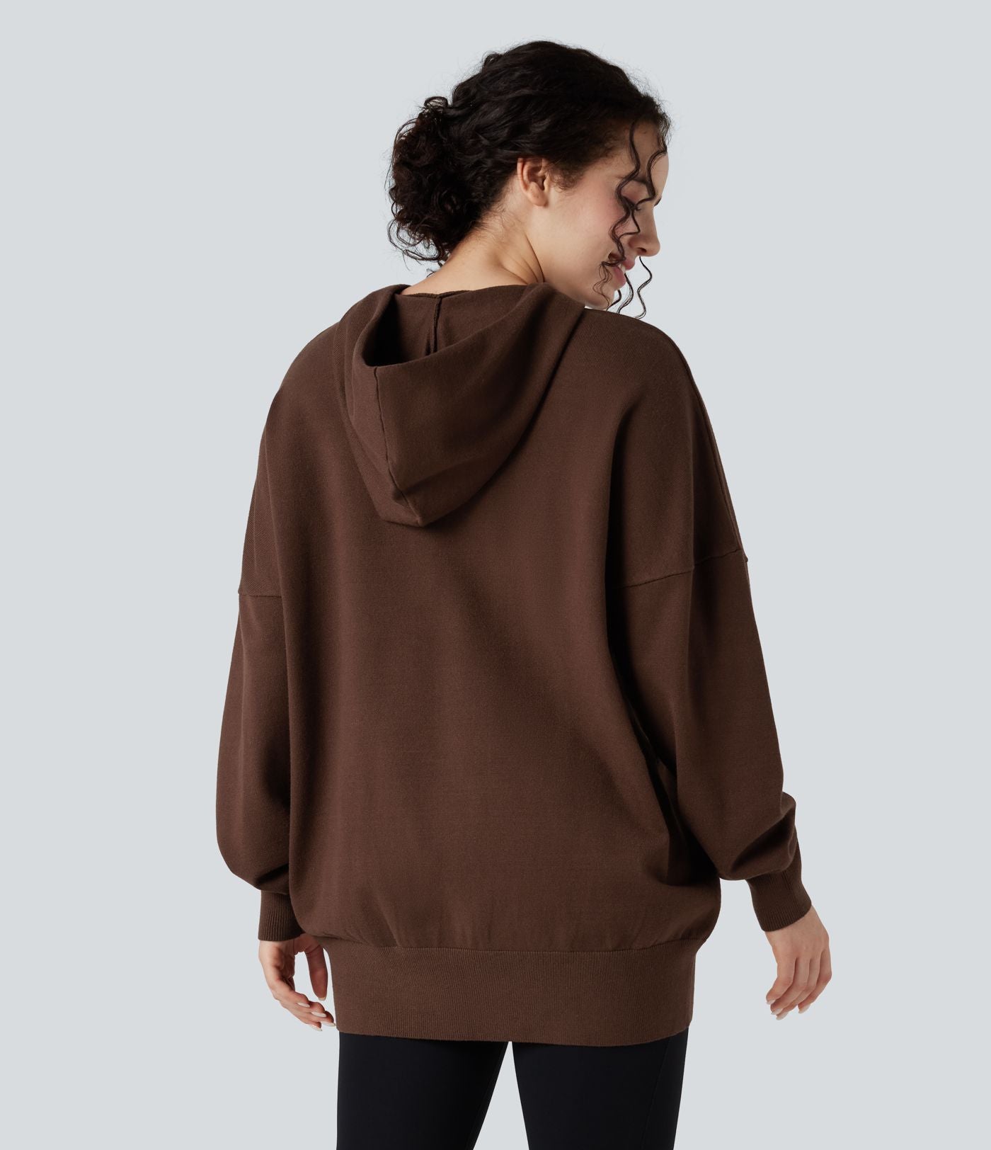 Pull oversize à capuche avec poche