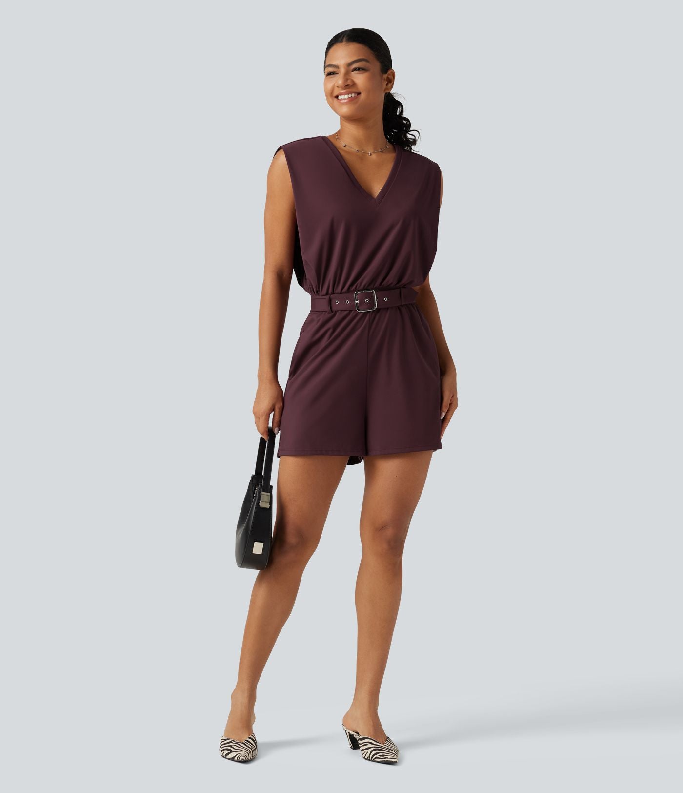 Combishort SoftlyZero™ Airy effet frais InstantCool sans manches à col V avec ceinture, poches et protection solaire UPF50+ avec accès facile Easy Peasy
